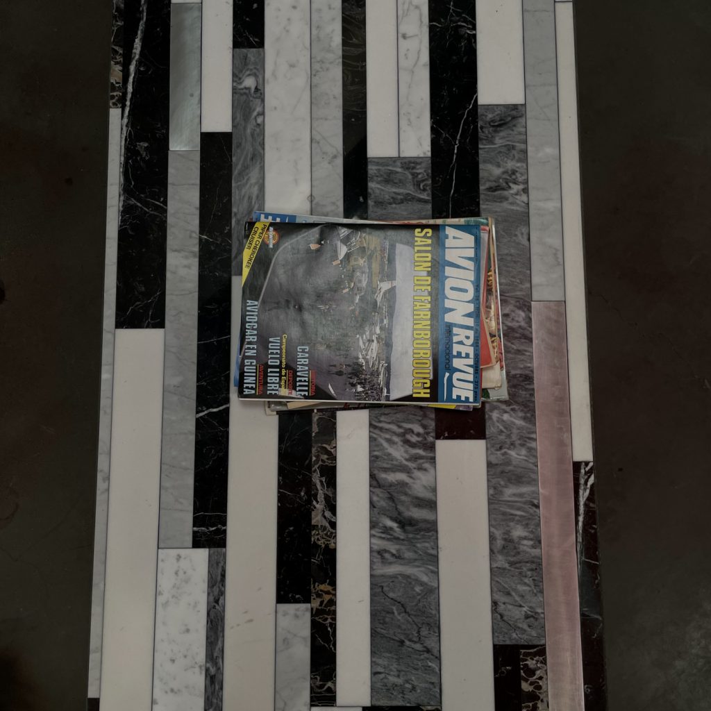 Mesa mármol Portoro y Markina