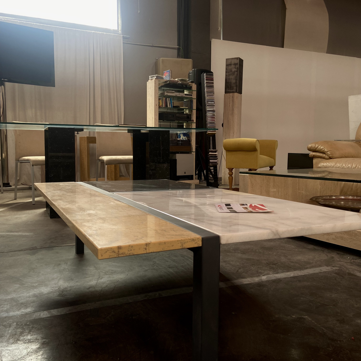 Mesa mármol Carrara